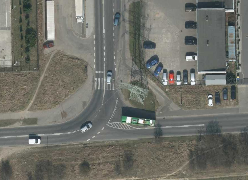 fragment mapy lotniczej z przejściem dla pieszych - więcej w treści artykułu