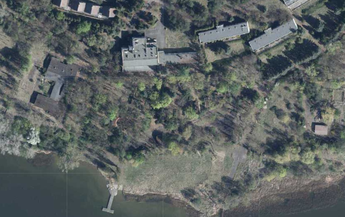 fragment mapy lotniczej z terenem byłego Ośrodka Policyjnego w Kiekrzu