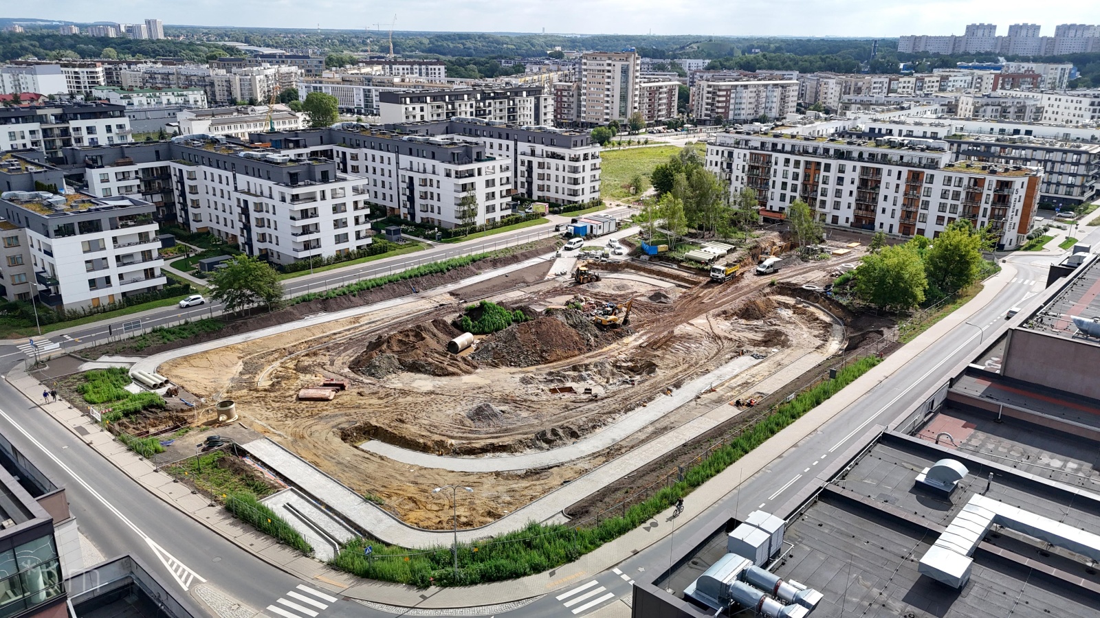 Galeria zdjęć z budowy zbiornika retencyjnego na Łacinie