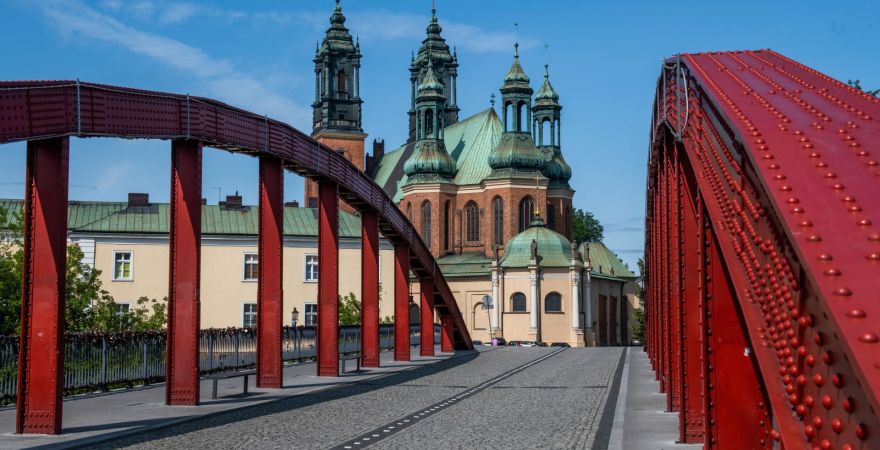 https://bramapoznania.pl/event/1204/przejscia-po-przejsciach-historia-poznanskich-most