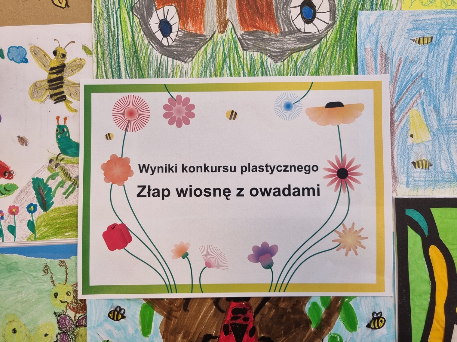 Infografika z napisem Wyniki konkursu plastycznego Złap wiosnę z owadami