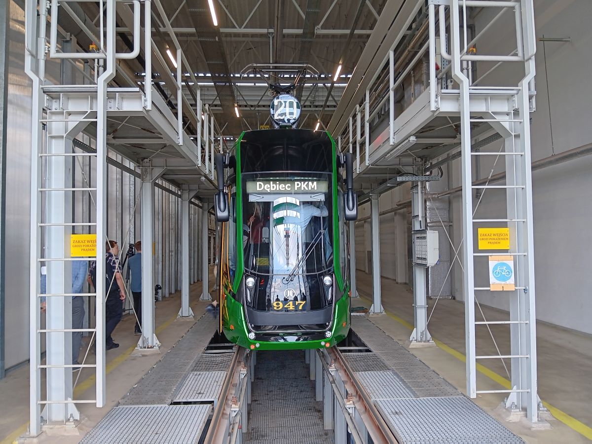 Komisja Transportu w zajezdni MPK na Franowie