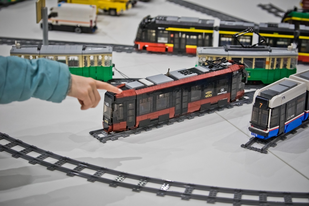 Modele tramwajów z klocków