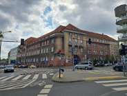 Na zdjęciu szpital im. F. Raszei i skrzyżowanie przed nim