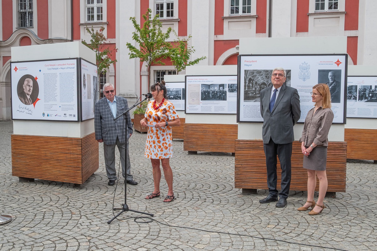 Otwarcie wystawy poświęconej Cyrylowi Ratajskiemu