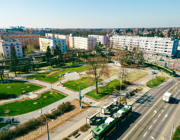 Pętla tramwajowa Ogrody z odnowionym skwerem