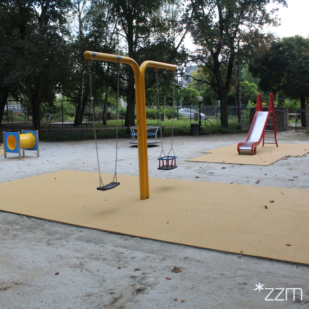 Plac zabaw dla dzieci w Parku Kurpińskiego