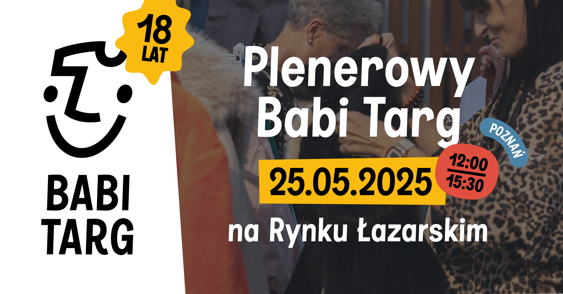 Pod dużym namiotem targowym stoją stojaki z powieszonymi ubraniami. Wokół nich chodzą ludzie i przeglądają ubrania na wieszakach. W tle budynki kamienic na Rynku Łazarskim.