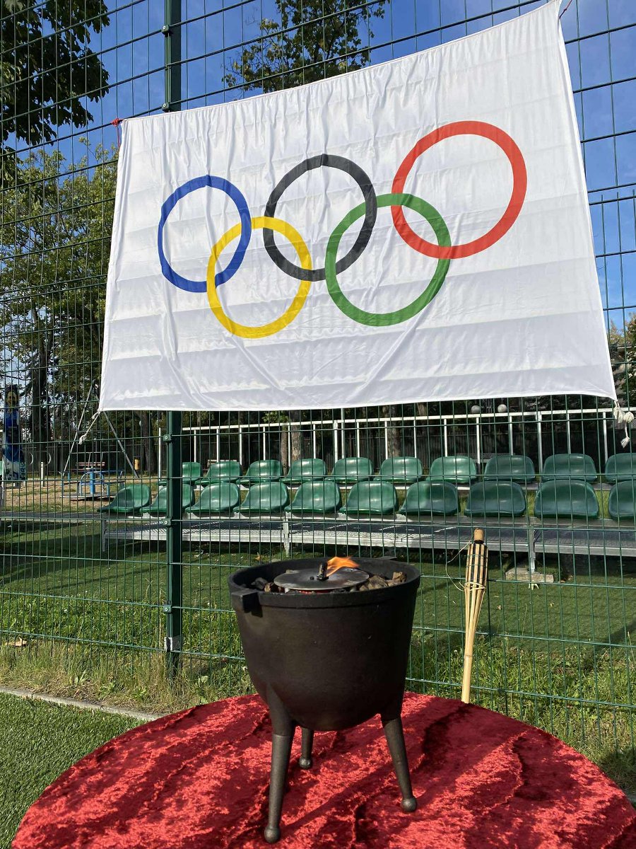 przywitanie gosci przez organizatorów