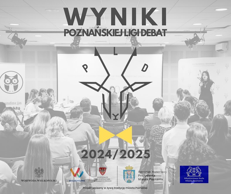 publiczność w trakcie finału Poznańskiej Ligi Debat