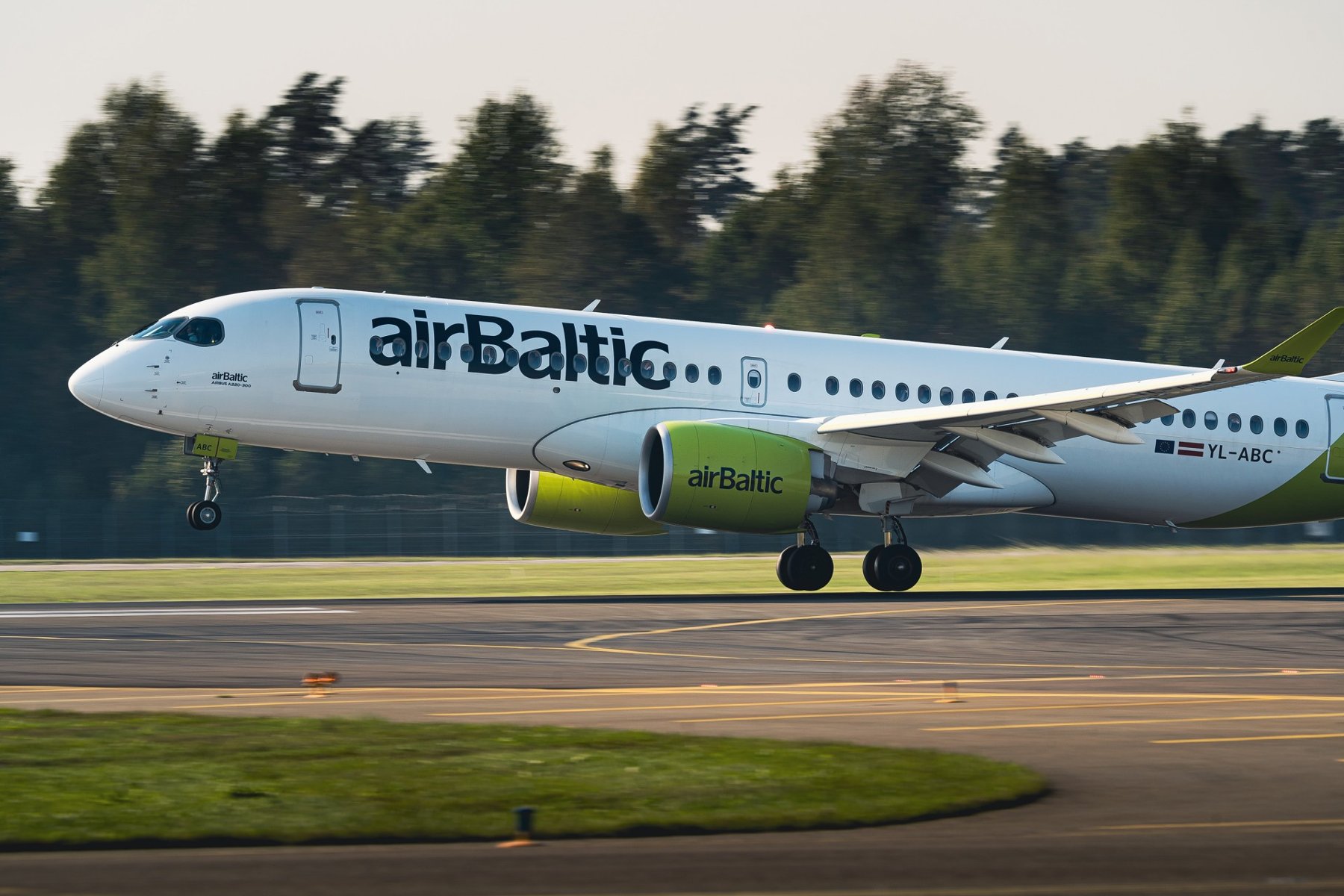 Samolot linii airBaltic