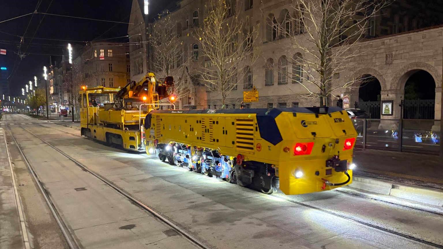 Specjalna maszyna szlifująca torowisko