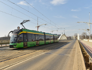 Tramwaj linii nr 3 przy Moście Rocha