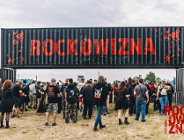 Wejście na teren efestiwalu Rockowizna