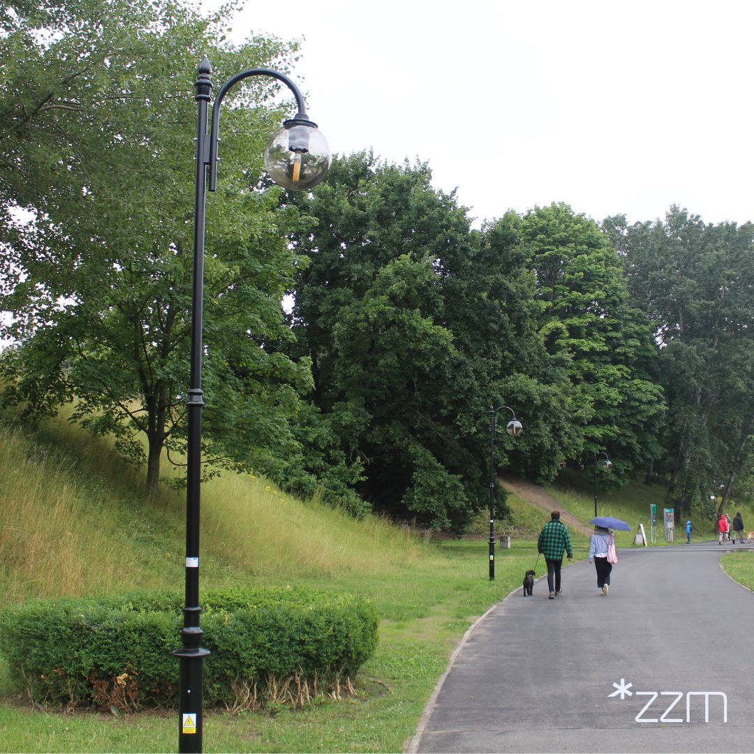 Zakończyła się rozbudowa oświetlenia w Rosarium w Parku Cytadela