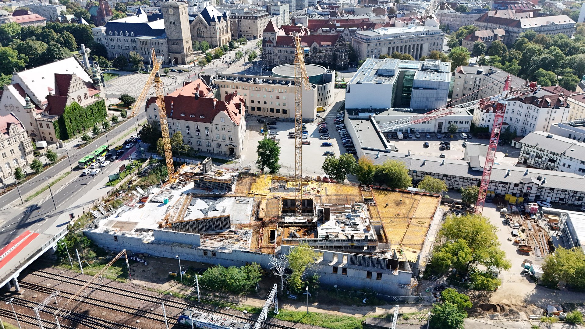 Zdjęcie z drona na budowany Teatr Muzyczny