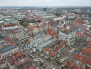 Co się dzieje z kostką brukową ze Starego Rynku?