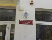 Herb Poznania na budynkach oświatowych
