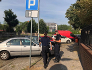 Ile mandatów za złe parkowanie?