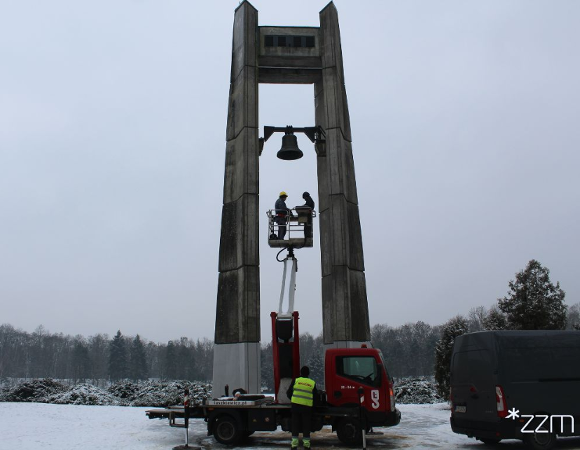Konserwacja Dzwonu Pokoju i Przyjaźni Między Narodami
