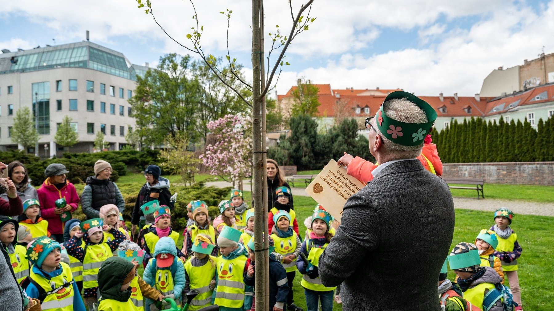 Drzewo dla WOŚP - grafika artykułu