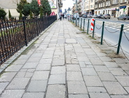 Odnowiony chodnik na ulicy Dąbrowskiego