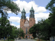 Ostrów Tumski w nurcie historii i świetle jupiterów