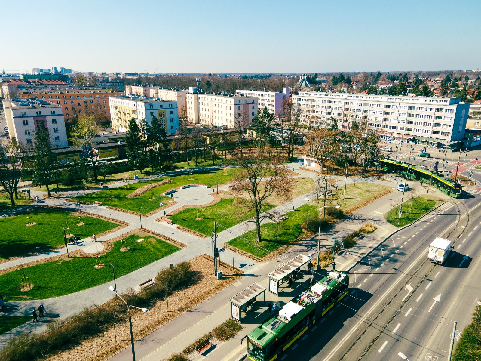 Pętla tramwajowa Ogrody z odnowionym skwerem
