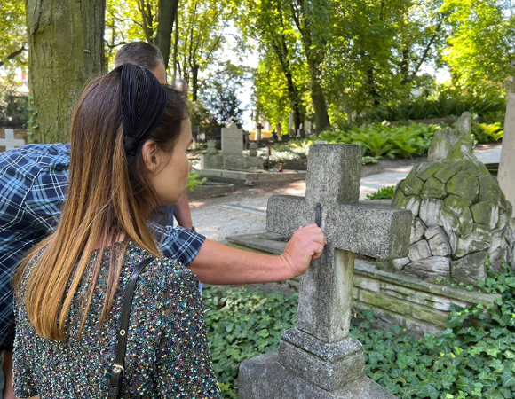 Początek renowacji nagrobków na Cmentarzu Zasłużonych Wielkopolan Początek renowacji nagrobków na Cmentarzu Zasłużonych Wielkopolan