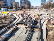 Torowisko na węźle Wierzbięcice powstaje w ramach budowy trasy w ulicy Ratajczaka