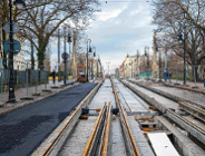 Układanie nowej nawierzchni na ul. Fredry