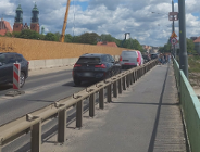 Warta, Ostrów Tumski i centrum wciąż połączone - Most Chrobrego dostępny mimo prac