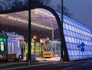 Wszystkich Świętych - jak dojechać na cmentarz komunikacją miejską