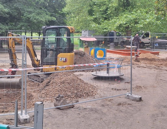Z powodu remontu nawierzchni plac zabaw w Parku Kurpińskiego będzie zamknięty do 14 sierpnia