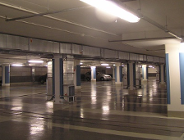 Za mało miejsc parkingowych na Saperskiej